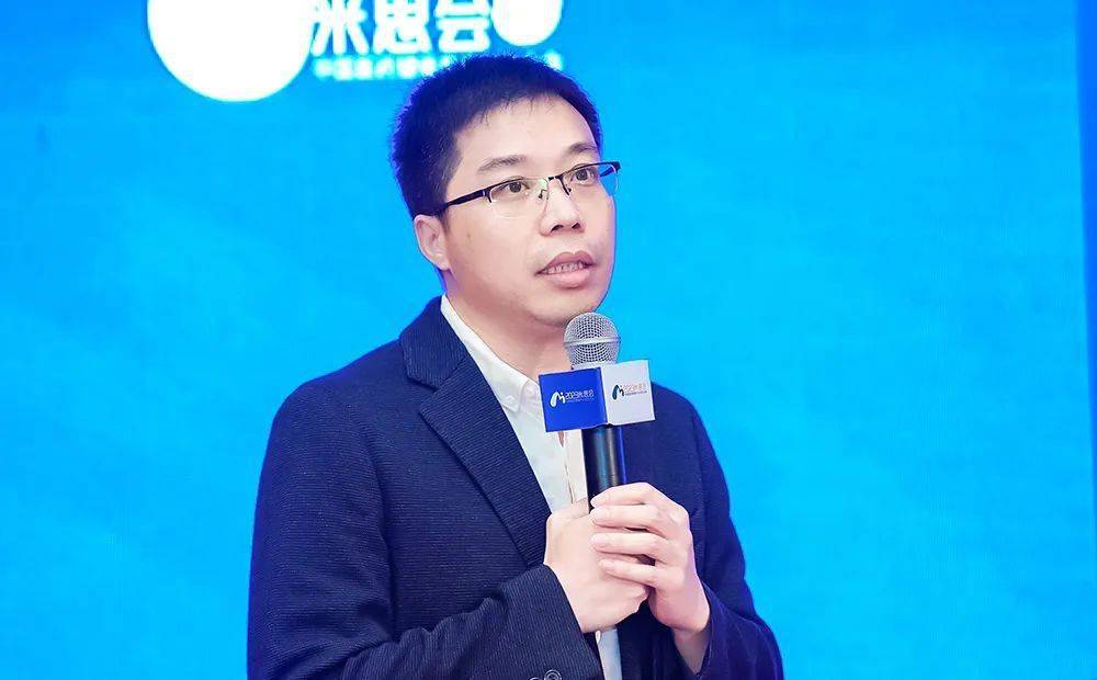 和力链成品药事业部总经理徐光能分享了连锁经营策略下的成本控制战略