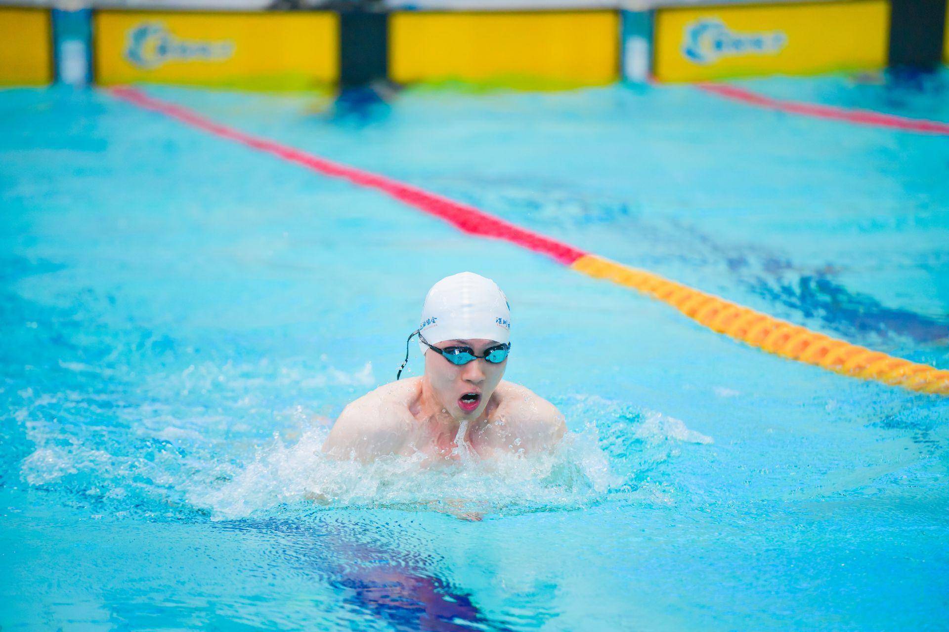 北京奥运会跳水冠军王鑫为总决赛鸣枪,"深工杯"2023年深圳市职工游泳