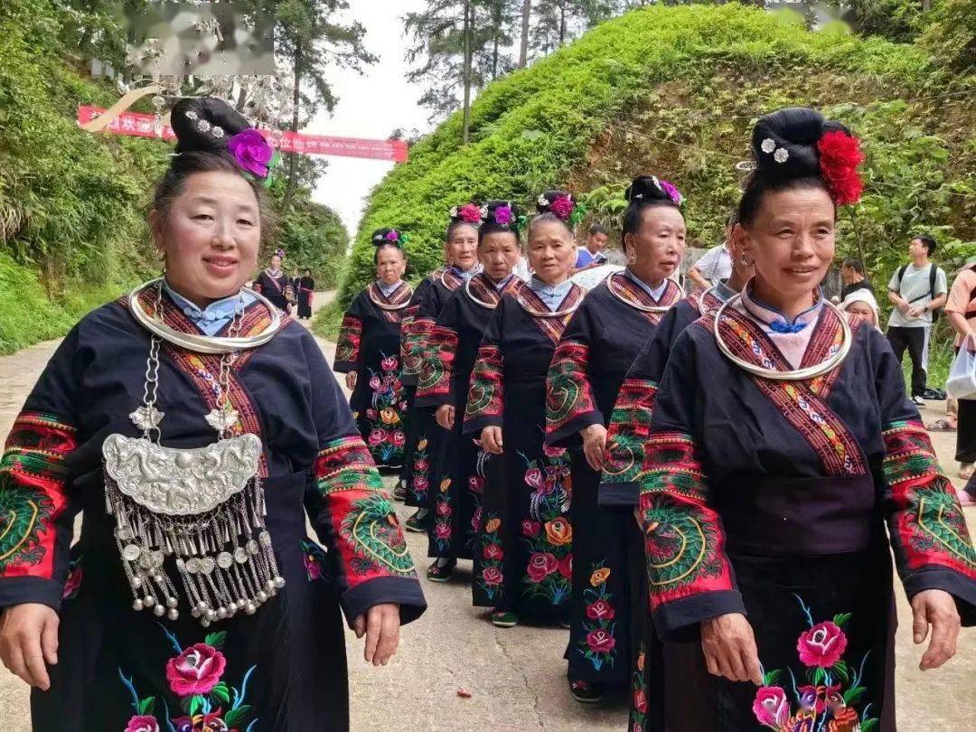 关注|贵州凯里苗族古歌古辞碑林园第八次捐碑仪式举行_传承_文化_建设