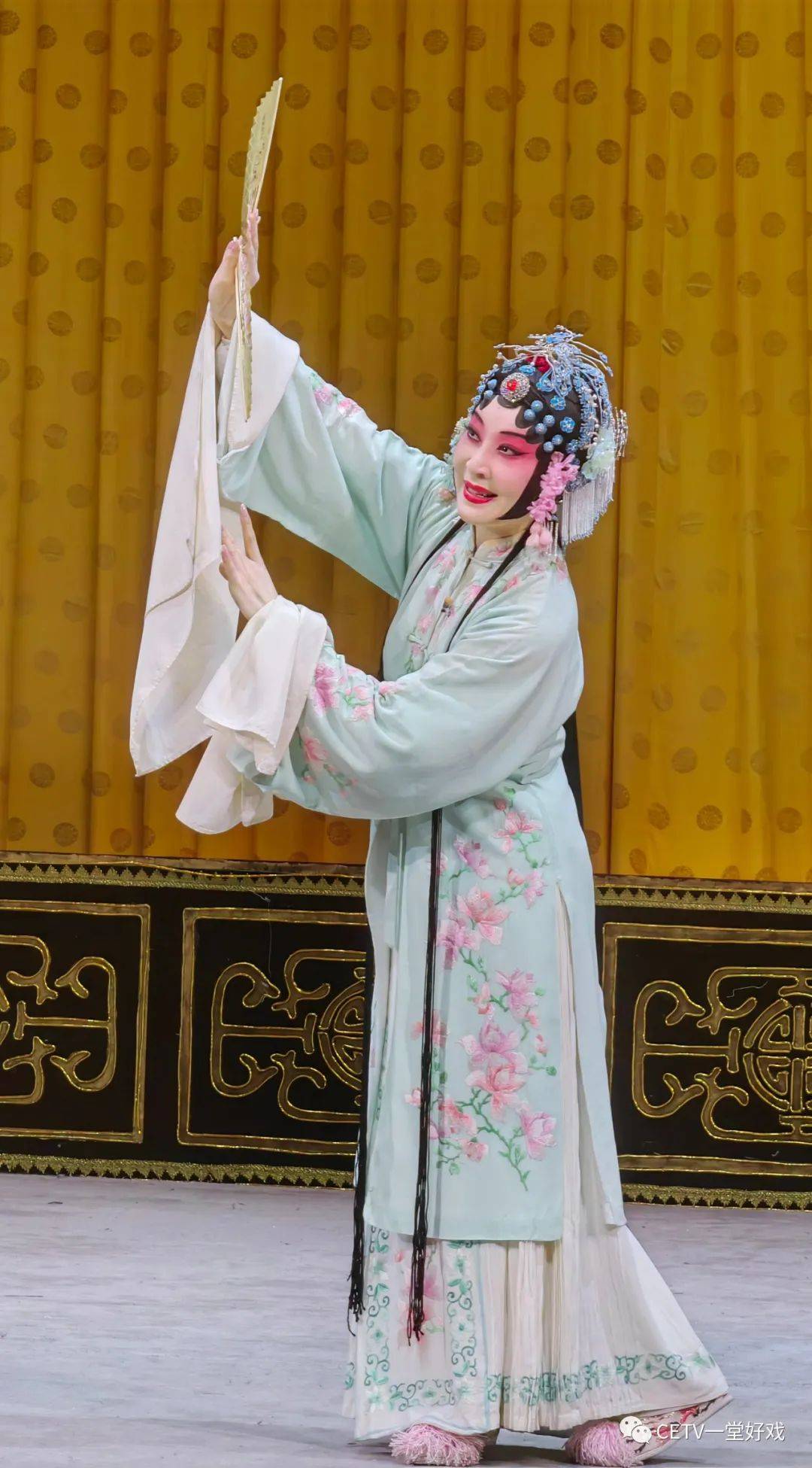 记北昆名旦顾卫英倾情演出经典剧目《牡丹亭》_杜丽娘_北方昆曲