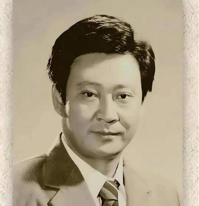 相声演员李铮:请问郭德纲,刘文步哪里得罪你了,为何要挤走他?