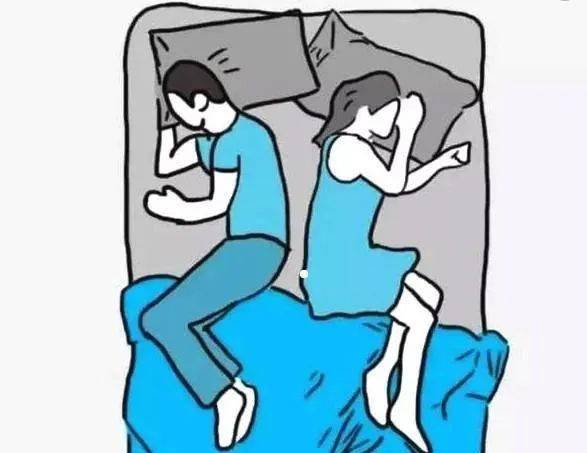 两个人不再渴望甜蜜,渴望拥抱了,即使是睡在一张床上,也是同床异梦