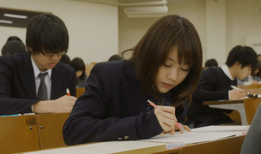 日本人的受教育程度如何？大学以上学历的人占多少？_留学_专业_服务