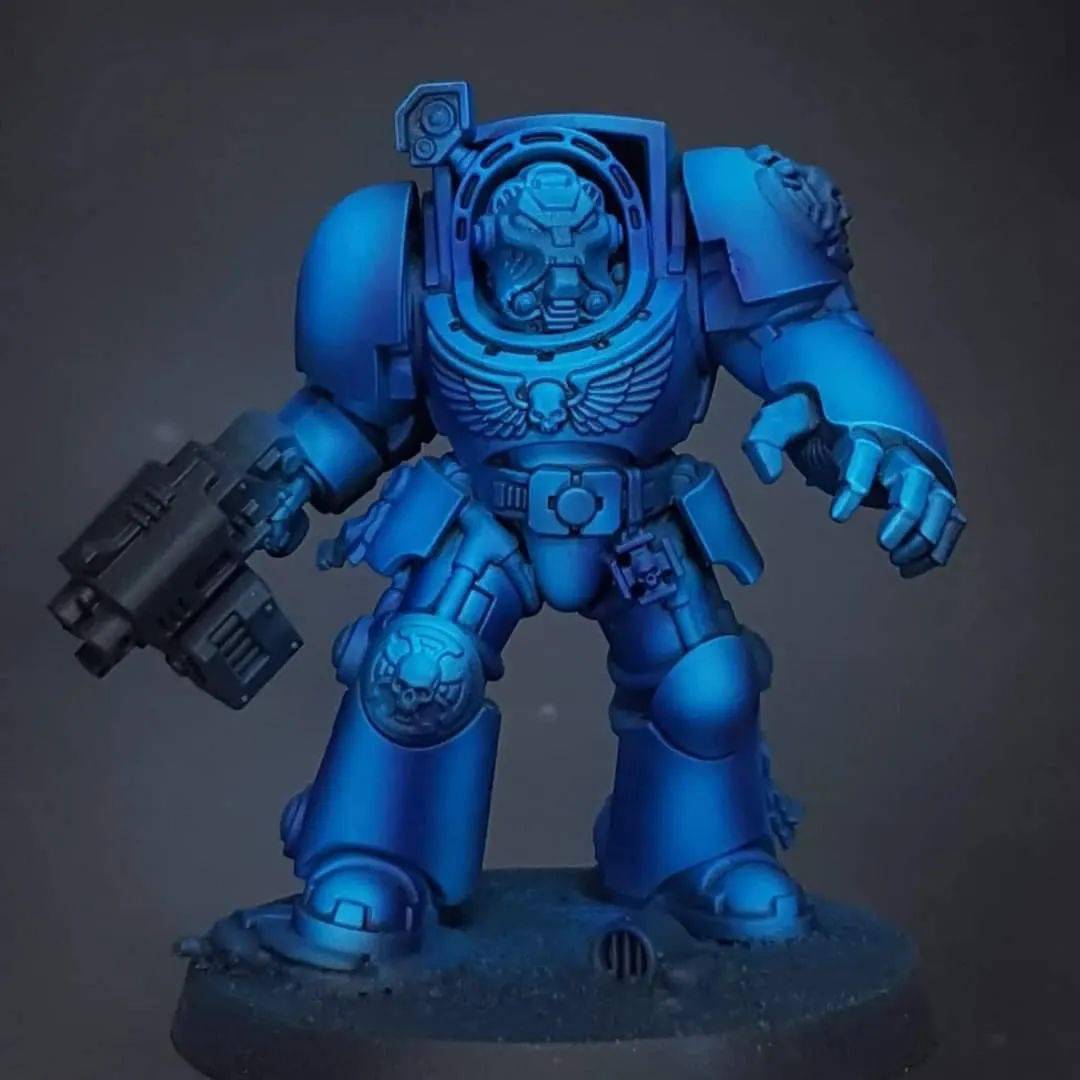 战锤题材不可少的元素:696969696969同样,荧光电浆枪el