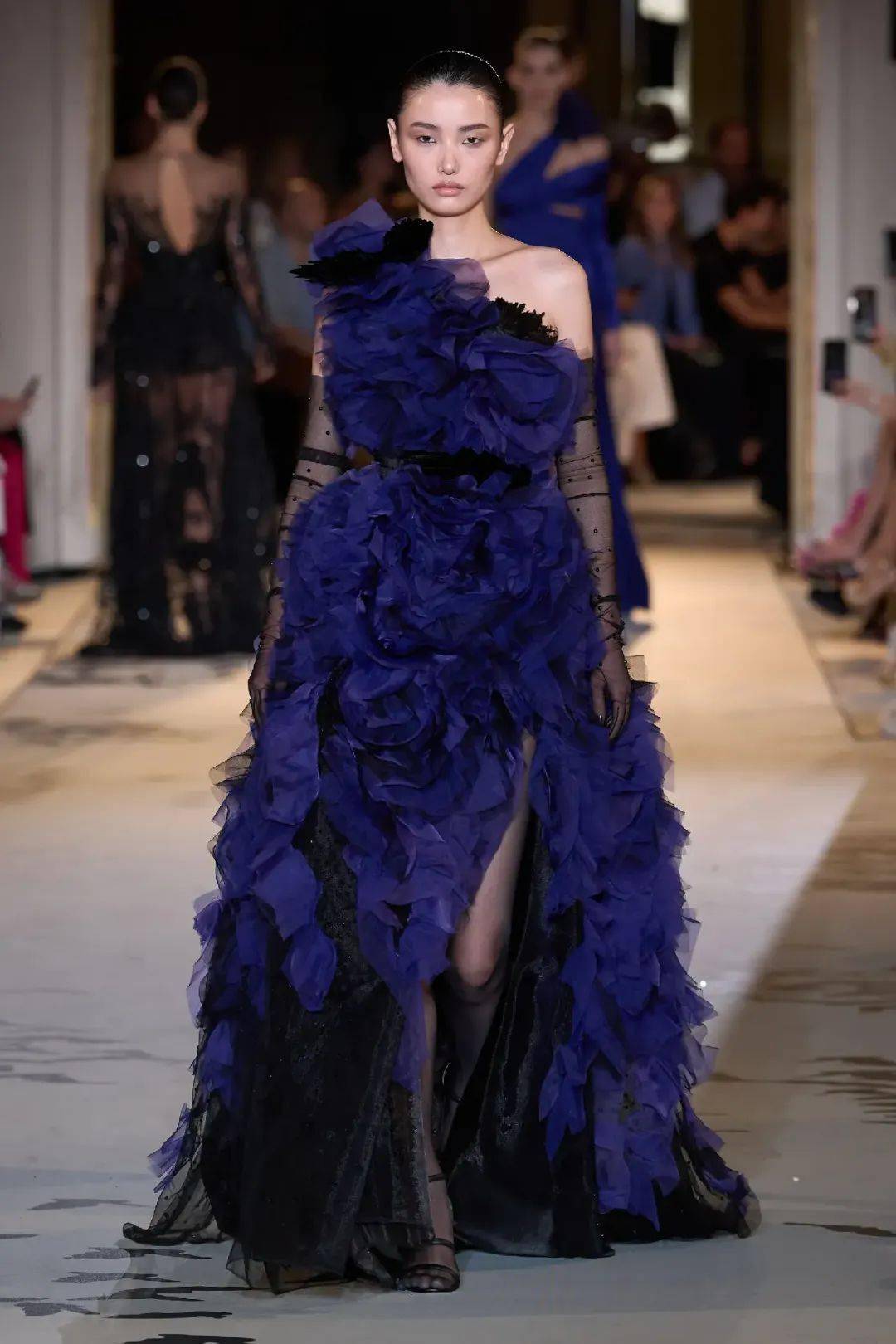 黎巴嫩顶奢礼服品牌zuhair murad 2023秋冬高定系列~_设计_细节