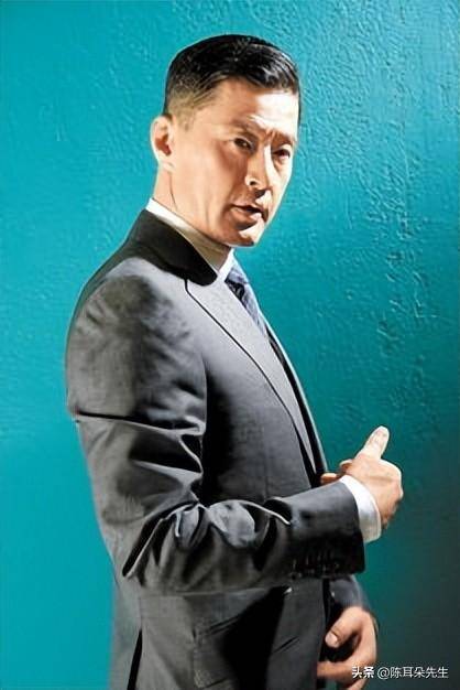 于荣光:我戴着墨镜,在天台看了李连杰3秒,就知道他不简单_电影_角色