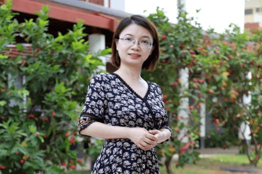 王 欣今天向大家介绍一位南宁市第一中学名师——王欣老师.