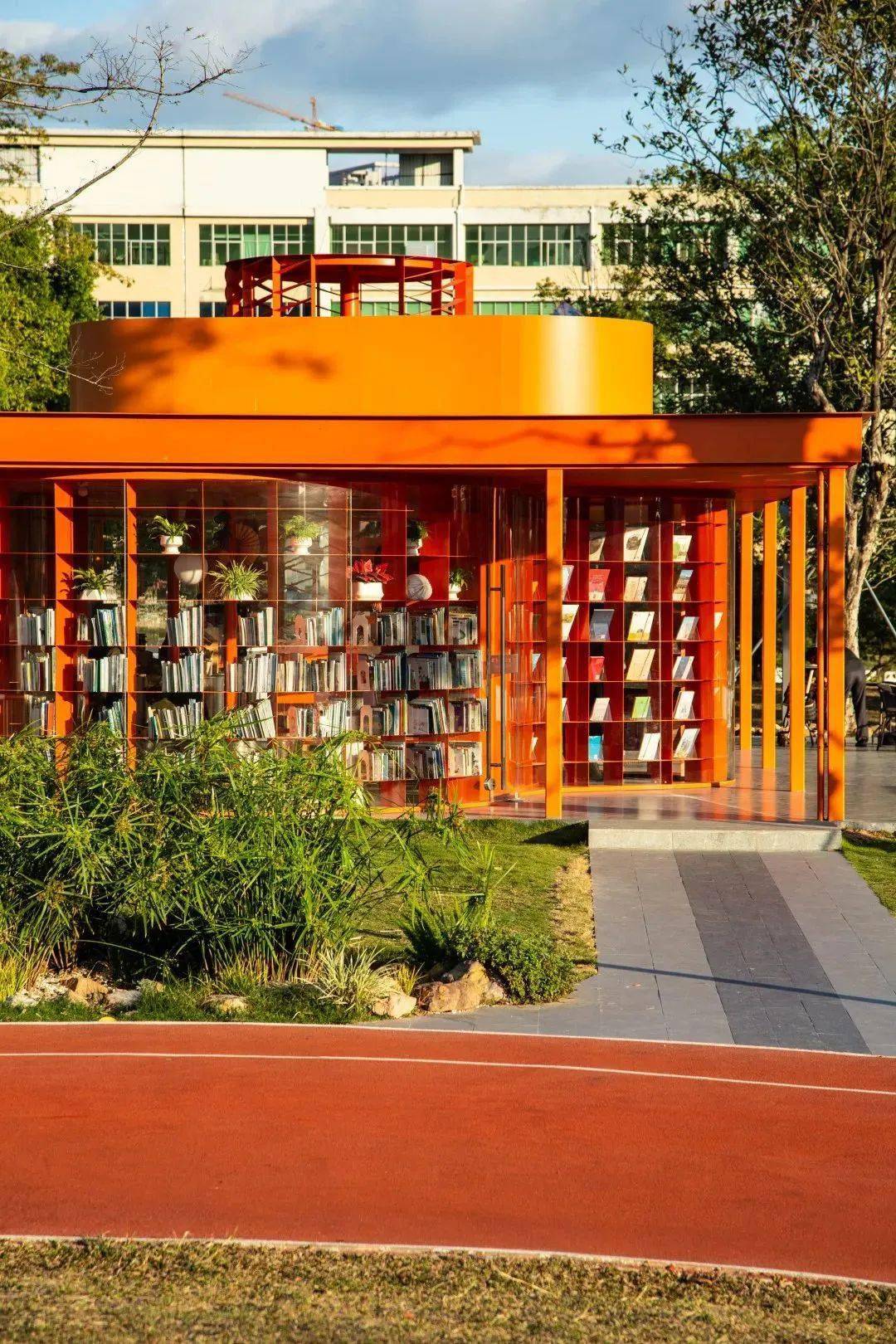 悦| 盛夏相遇,于自然之间呼吸书香