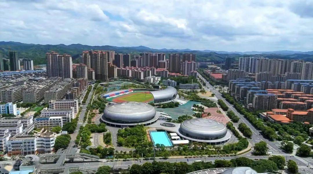 南康区第一届和美乡村篮球联赛(村ba)在体育公园火热开赛_篮球场_群众