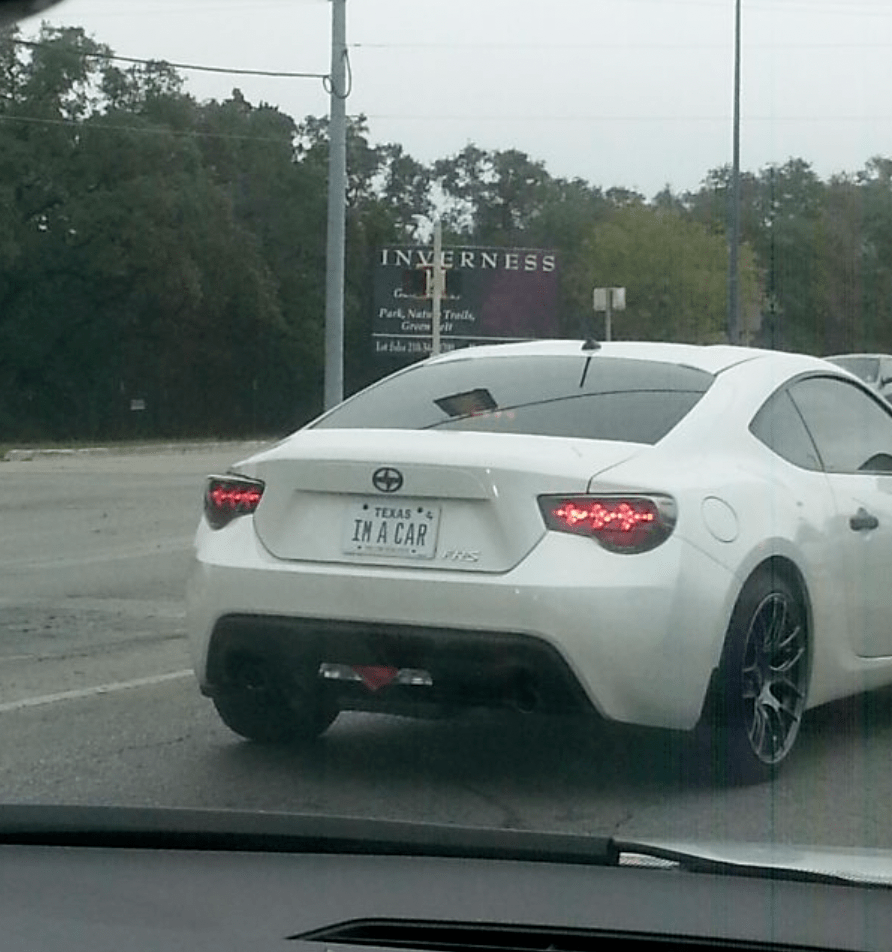 "内华达司机车牌走红,还要建墙防加州人?_版权_系列_车主