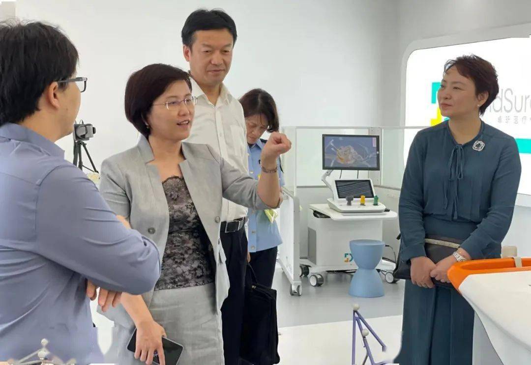 市药监局党组书记,局长徐徕一行调研上海卓昕医疗_企业_产品_松江区