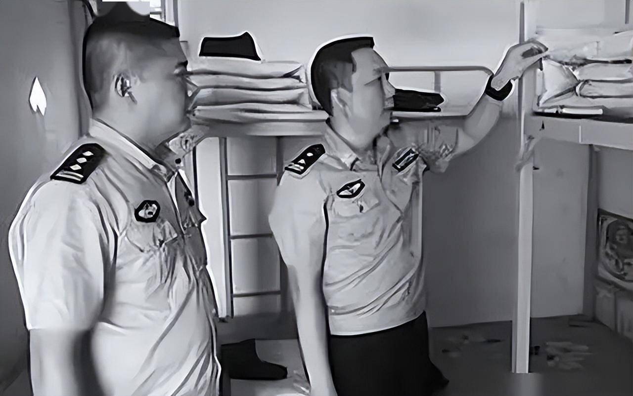 与尸体同吃同睡,直到被警方发现_孙亚宇_刘珊珊_寝室