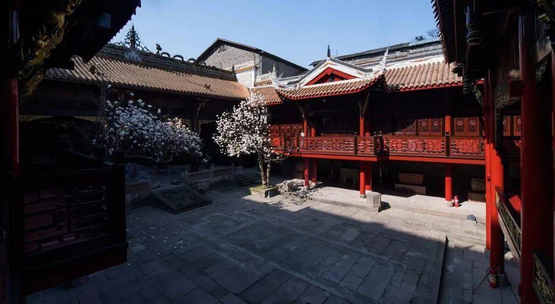 大峡谷坝上桃花坞红军长征过石厢子会议旧址【end】来源:文旅叙永编辑