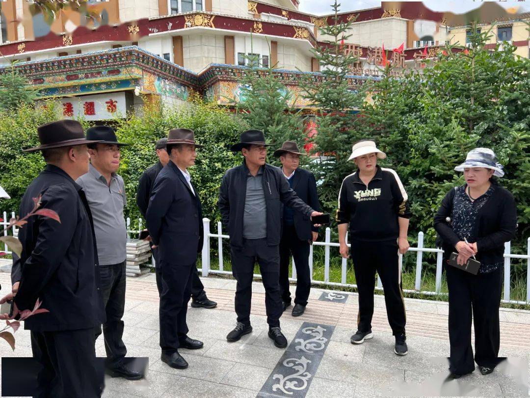 扎西旺加督导检查市区主干道环境卫生综合整治工作_问题_玉树_市场