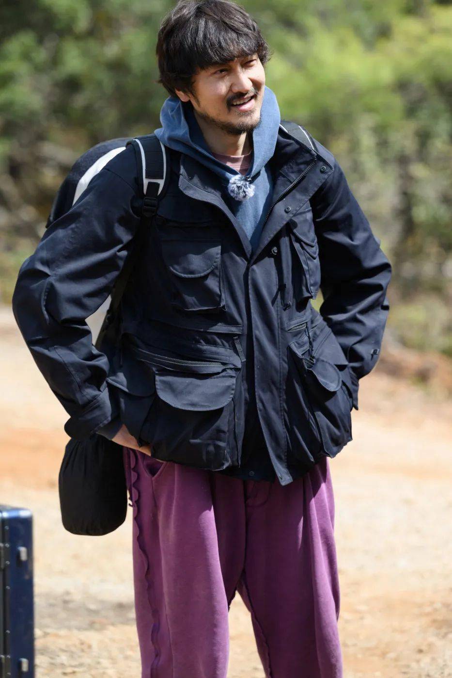 桃花坞里的王传君,竟是一位隐藏"户外穿搭大神"(轻量化户外风成新时尚