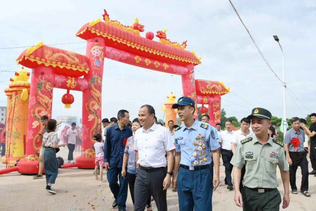 牛!他是漳浦"兵王"_蔡条阳_喜报_二等功