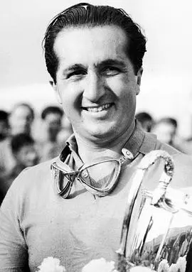 1954,1955,1956,1957国籍:阿根廷胡安·曼努埃尔·方吉奥(juan manuel