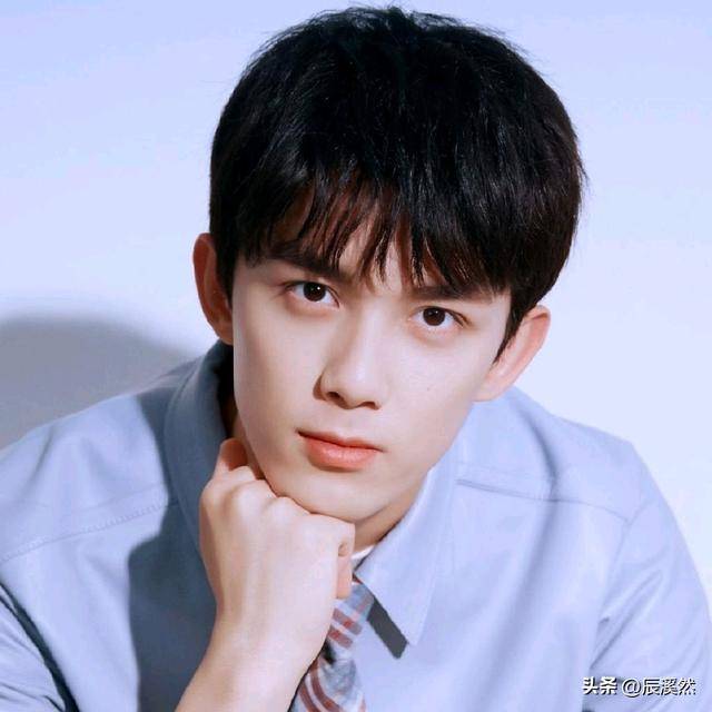 吴磊和胡歌亦师亦友,童星出道更加考验了吴磊的演技和社会责任感_发展