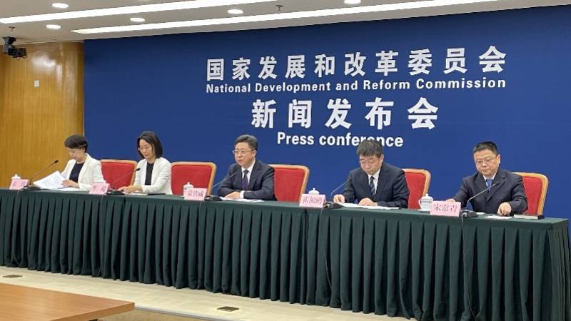 完美真人国家发改委答南都:电子产品等消费品下乡进村仍有提升空间(图1) 完美真人国家发改委答南都:电子产品等消费品下乡进村仍有提升空间(图1)