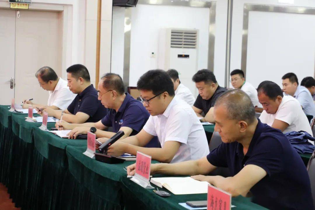 武邑县召开"衡水企业家日"活动暨服务企业座谈会_发展_环境_产业链