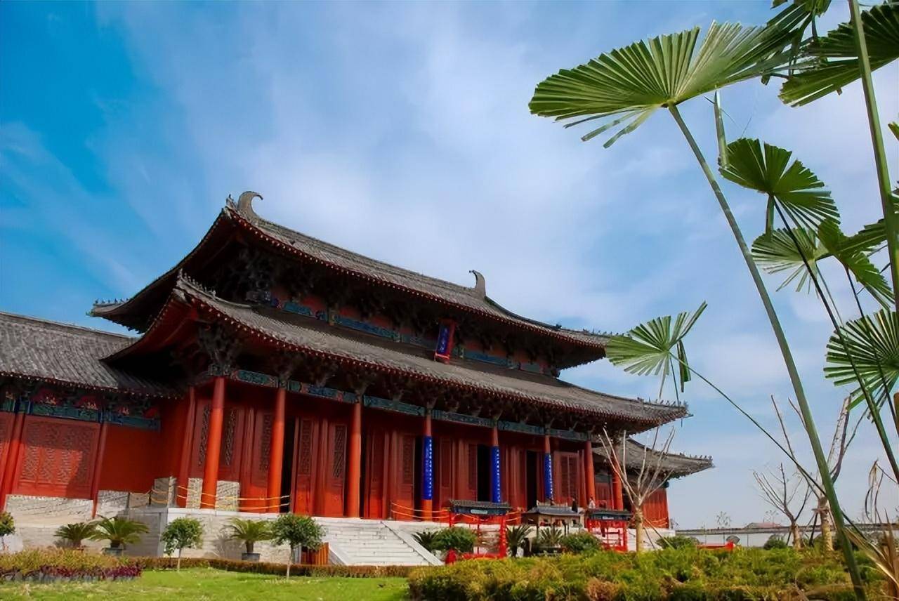 在应天书院完整背诵《岳阳楼记》或《南京书院题名记》的游客可免门票