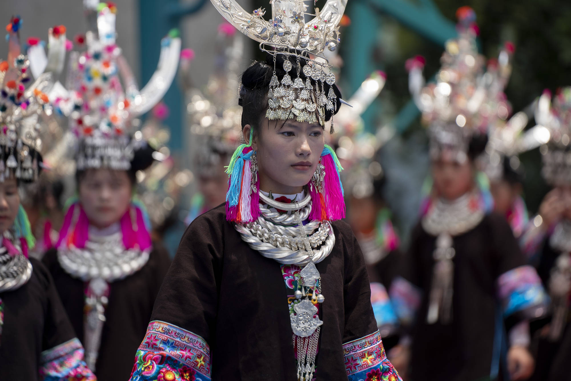 身着传统节日盛装的苗族群众(从江县融媒体中心供图)身着传统节日盛装