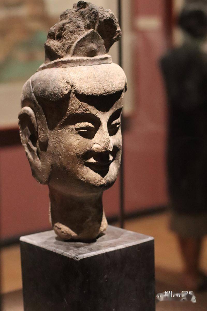 in视频|到南山博物馆看麦积山石窟"东方微笑"是如何塑成的?