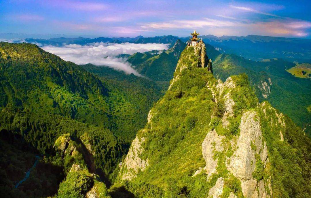 冶力关森林公园位于甘南州临潭县