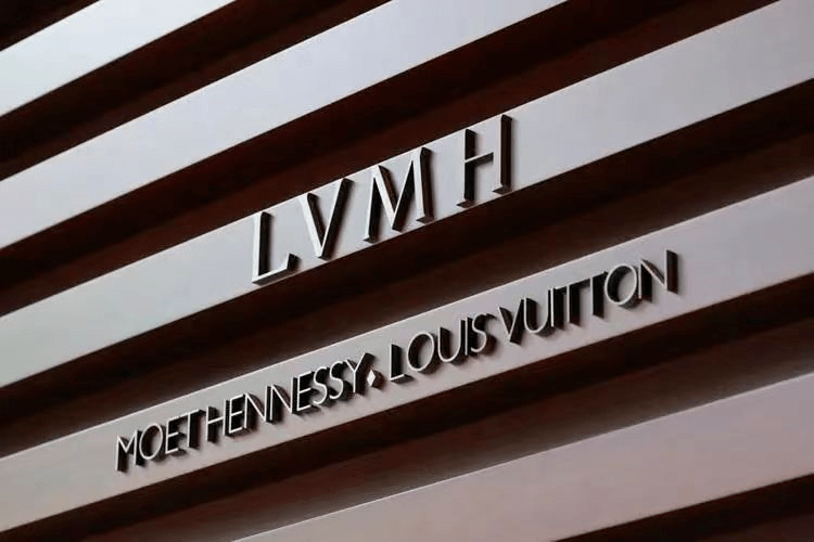 巴黎奥运火炬揭晓!lvmh斥巨资成最大赞助商?