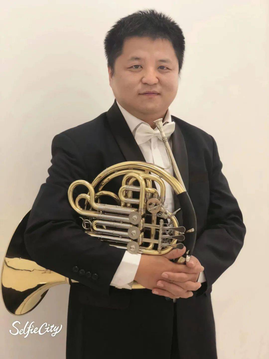 周笑春 江苏交响乐团小号副首席;江苏省管乐协会常务理事;江苏省管乐