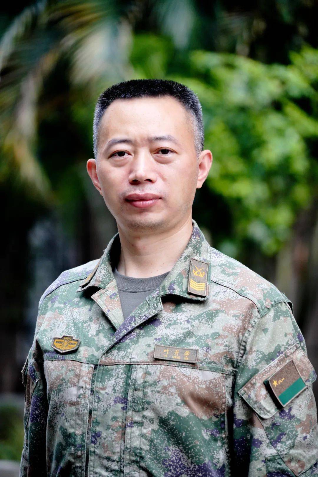 南部战区某部通信技师,一级军士长叶升学光荣入选