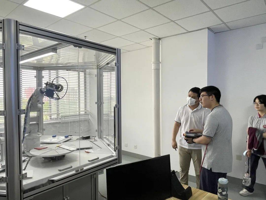 出实招见实效!区教育局与华东理工大学合作办学最新进展情况
