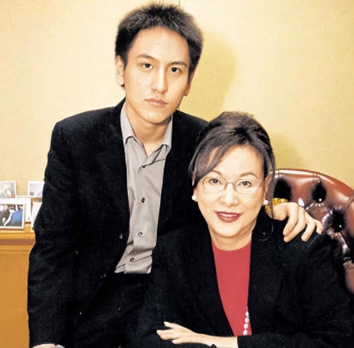 继承父亲上海133套房的遗产,现每套市值超2亿_汤珈铖_汤君年_徐枫