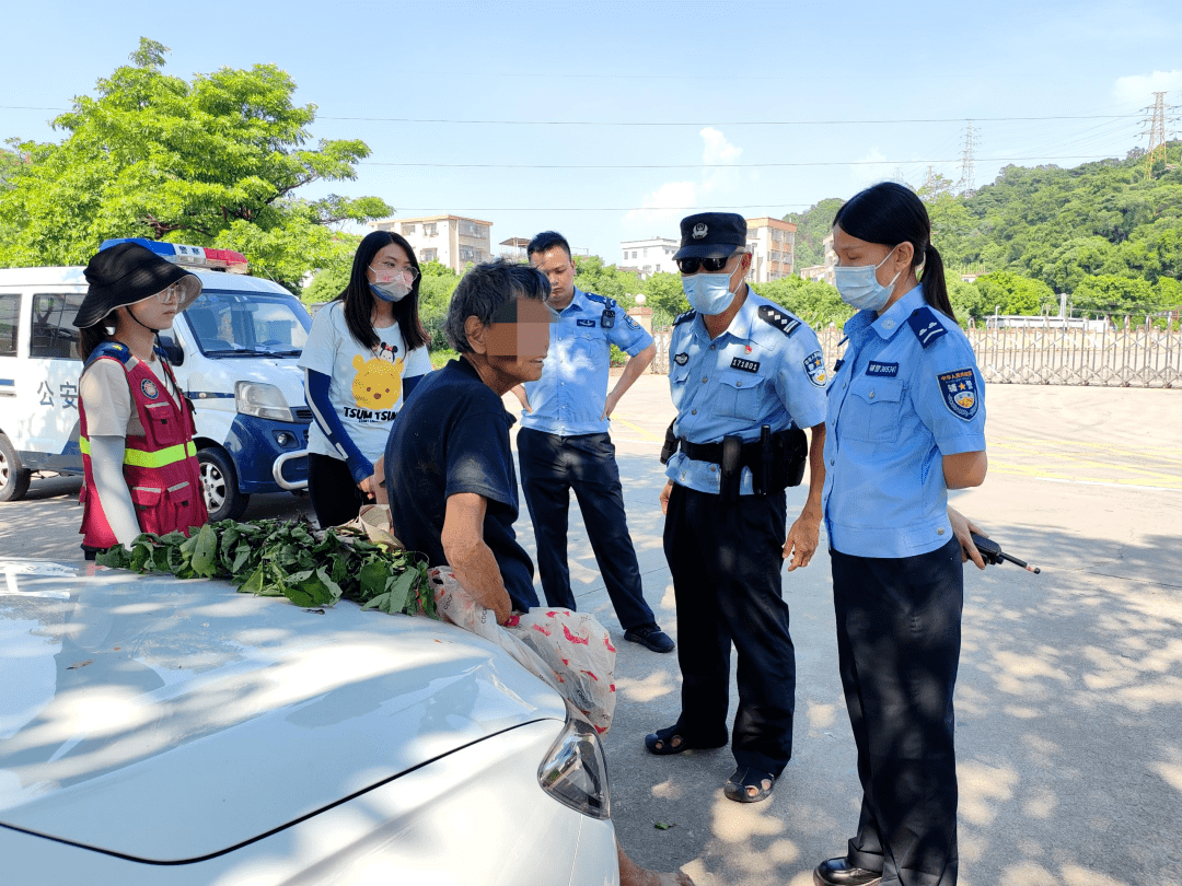 文明江海行动】高温天，江海警方连同网格员一起救助迷路老人，太暖了