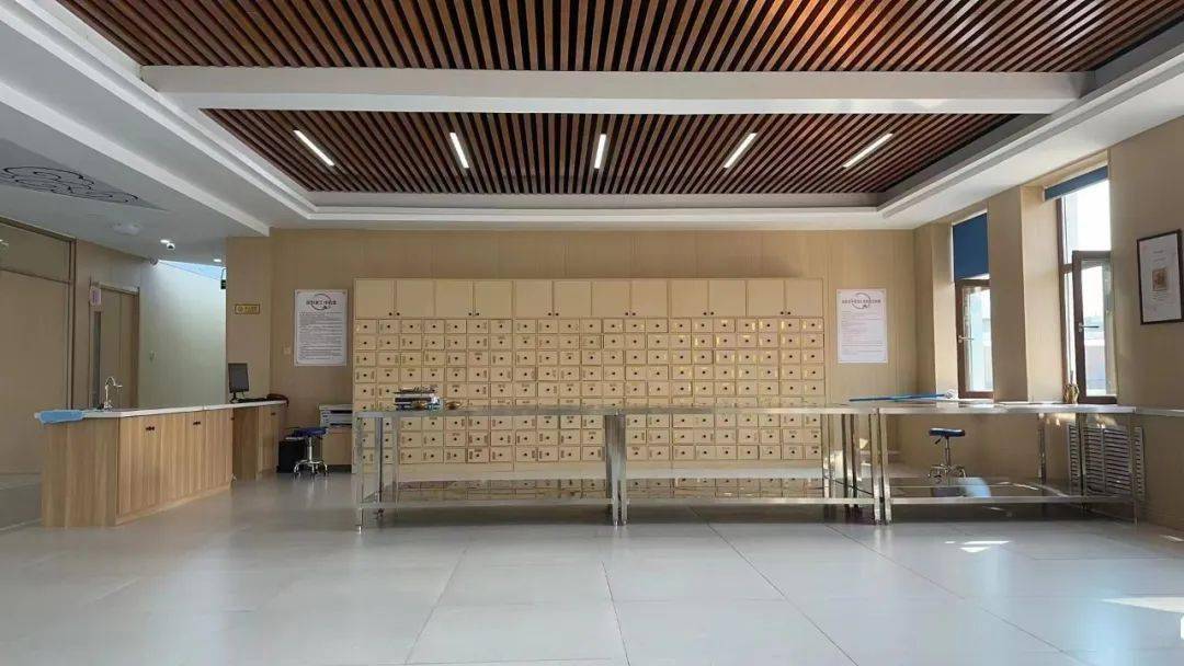 伊春市中医医院和顺堂中医馆位于伊美区东步行街,在省委,省政府和市委