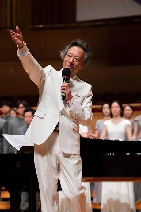 今晚,tiankong有束光闪耀国家大剧院_田晓宝_音乐会_天空