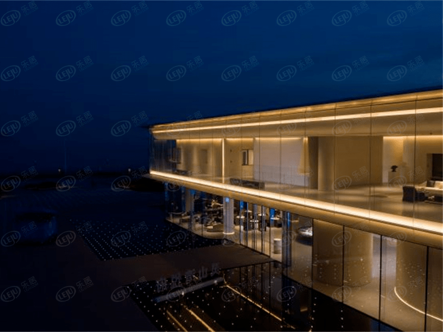 青岛黄岛灵山湾·悦府 报价公布 约25000元/㎡_楼盘_户型_空间