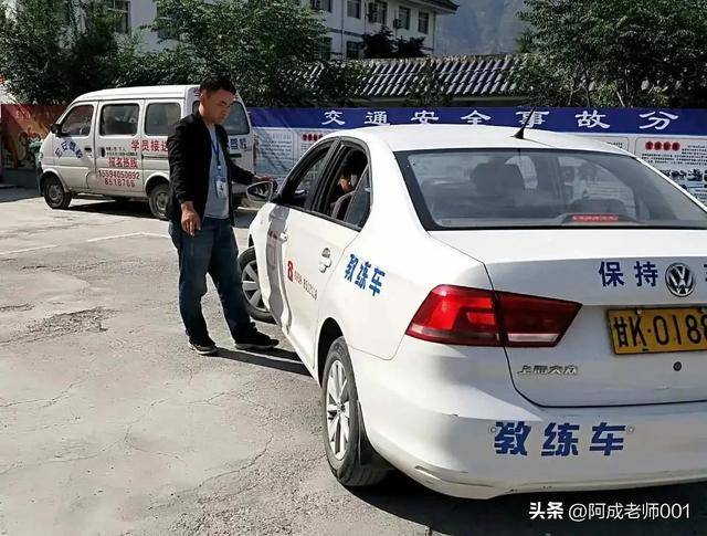 太惨烈！陕西发生重大车祸：多人死伤，不忍直视，事故原因被曝光