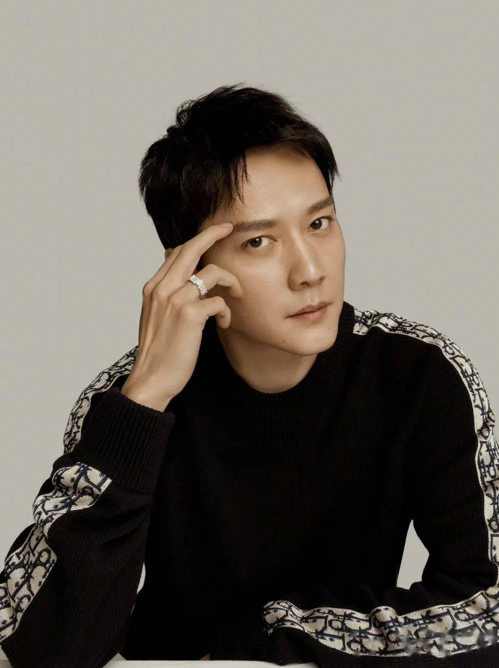 张碧晨暗恋张艺兴?邓伦复出?冯绍峰内娱海王?刘涛摊上事了?