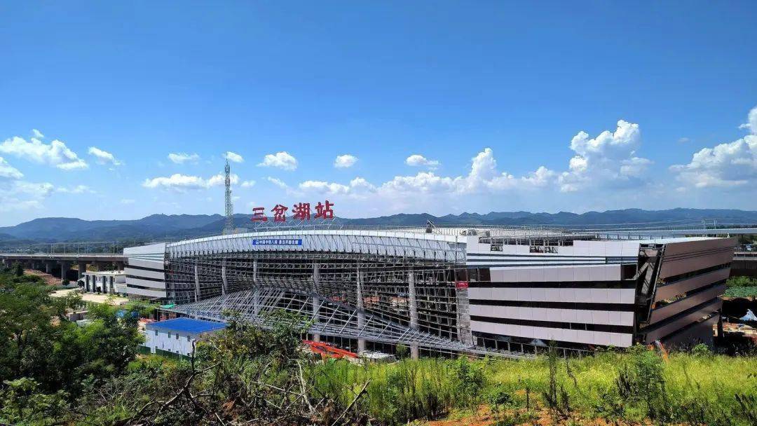 通车时间是 ——_站房_车站_宜宾