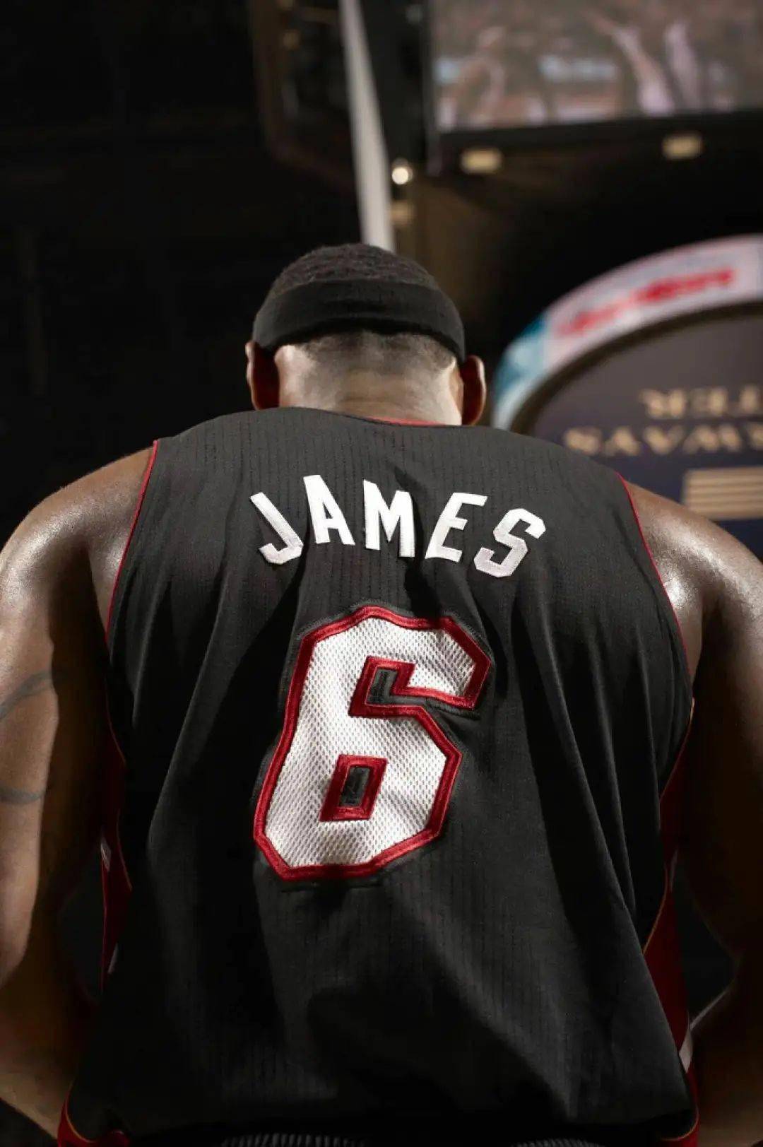 詹姆斯球鞋,还在进化……_lebron_配置_时期