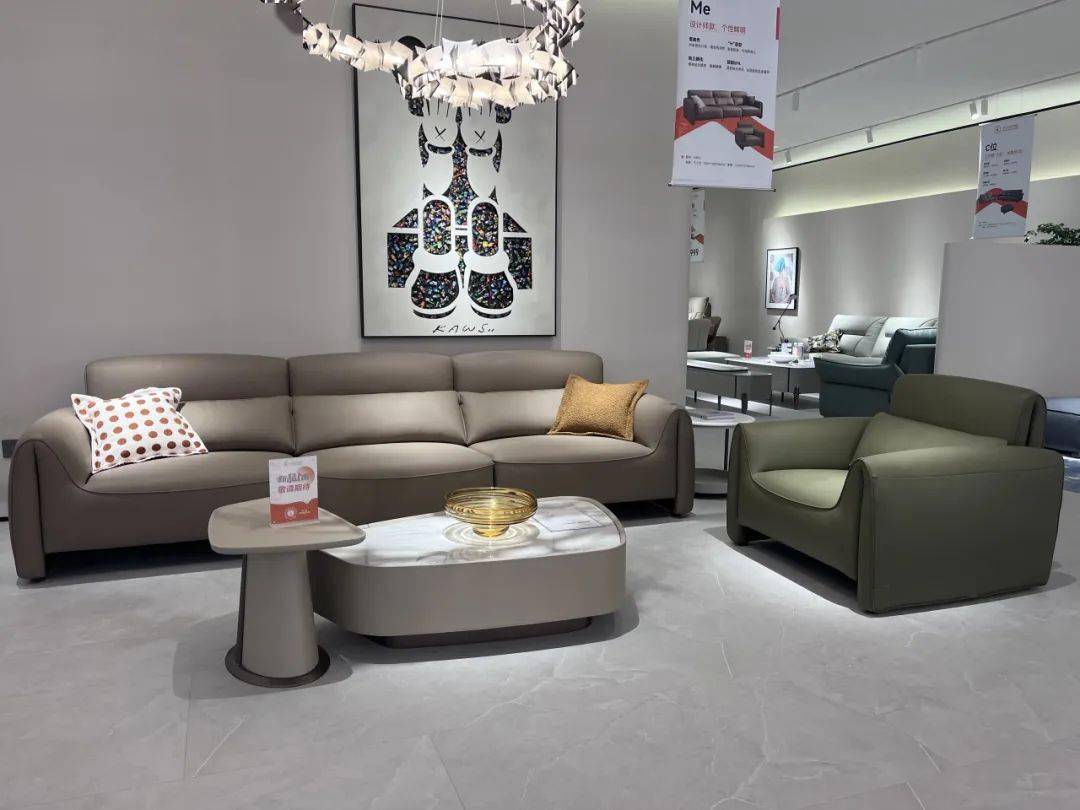 展会直击 | 新锐品牌c位出圈,开展首日爱美家展位人气爆棚!