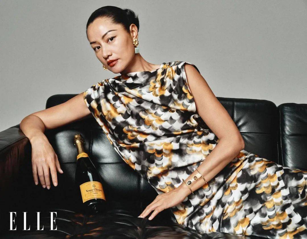 52岁的瞿颖提供了一种新的人生状态_生活_清迈_黑色