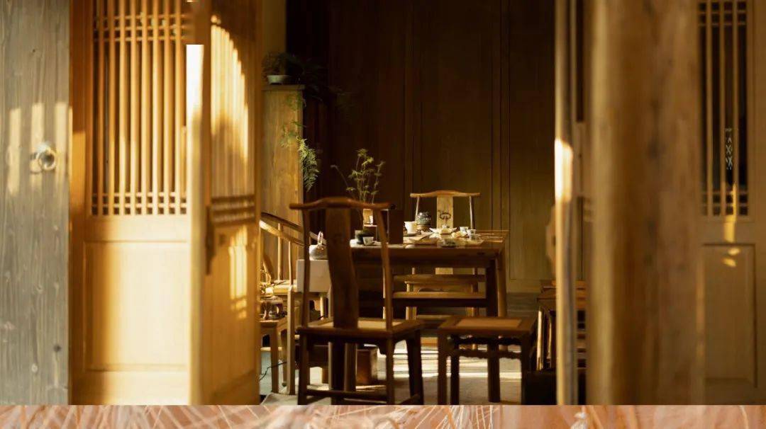 楠书房·北京国贸商城店楠书房南区四层 sl4016010-85351663▼开启