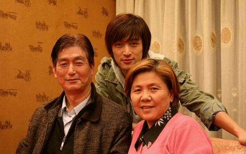 胡歌未来五年不拍戏,17年前,他就想好了?_垃圾_保护_张冕