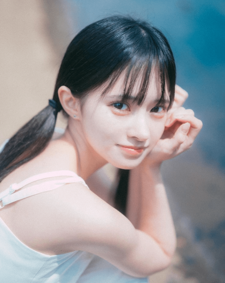 最近很火的“AI”日本美少女自爆大料：我离过婚，有俩孩子，今年23岁……插图