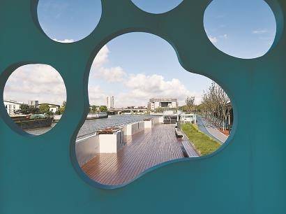 2021年起,蕰藻浜宝山段沿岸景观贯通提升改造工程启动,岸线逐步开放.