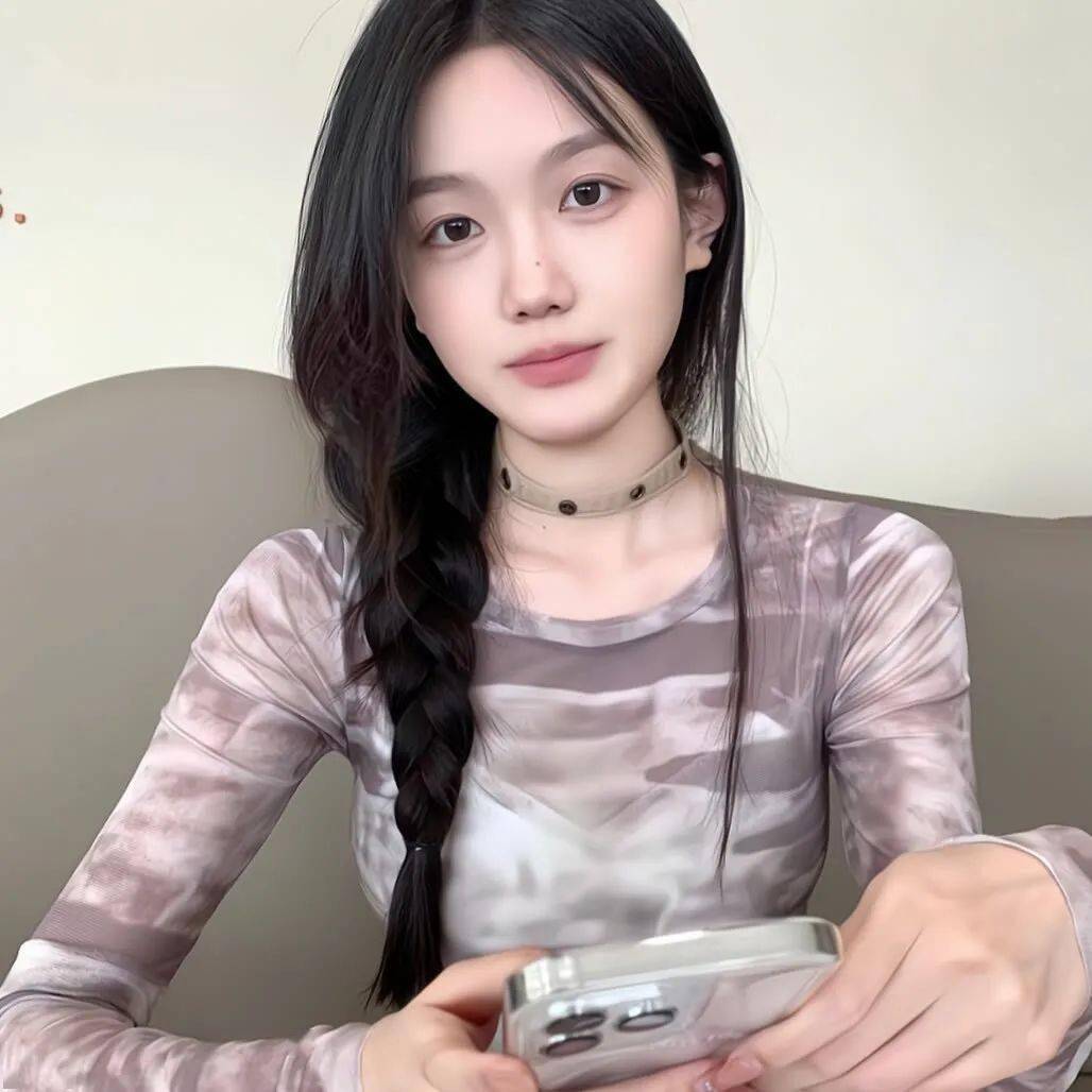 搞怪小众363436373039头像有新的啦 676767_mai_cr