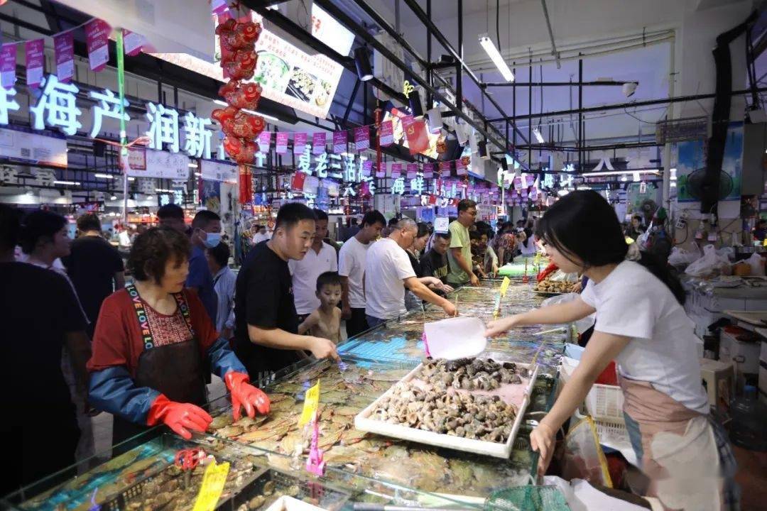 一大波日照本地海鲜上市!价格怎么样?_梭子蟹_码头_市场