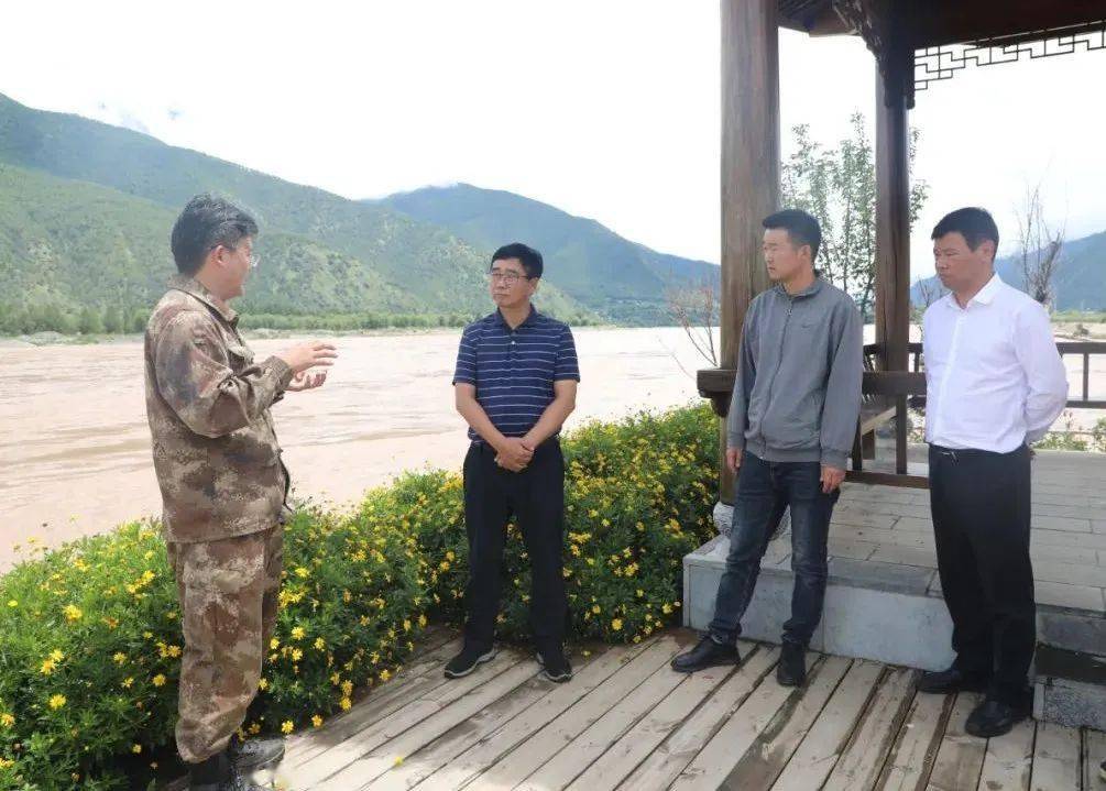 【玉龙头条】李自红调研督导防汛减灾工作时强调:做实